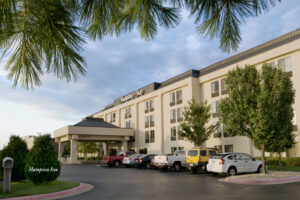 the hampton inn & suites in scottsdale, arizona.