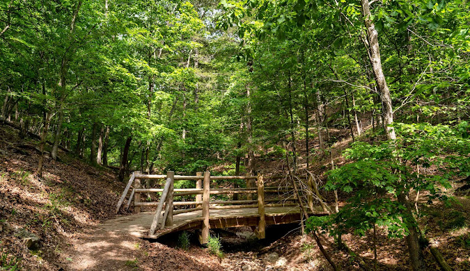 Hiking trail at Hobbs State Park Conservation Area near Beaver Lake